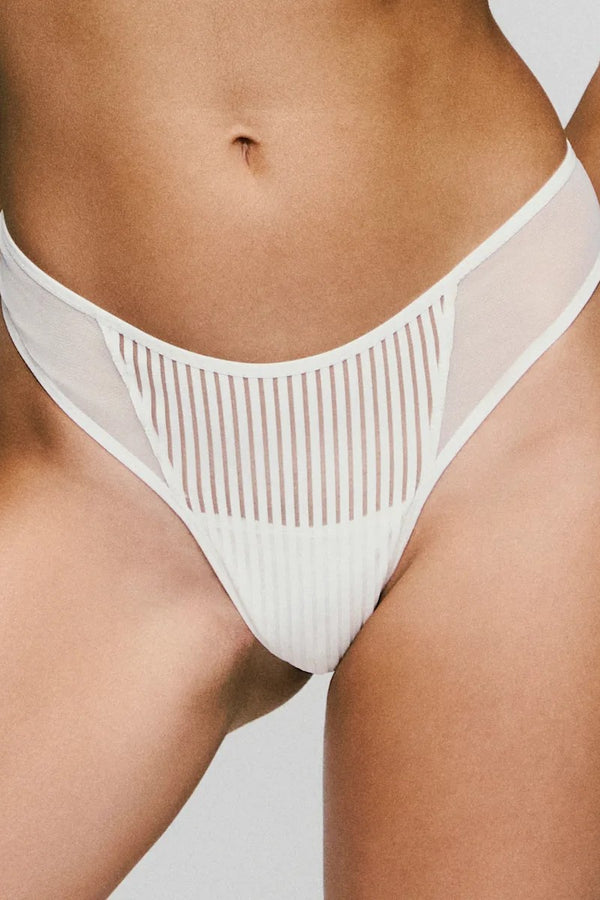 Sarda Radia Thong